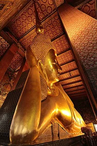Wat Pho: Bangkok&rsquo;s Temple of the Reclining Buddha and the Soul of Thai Healing