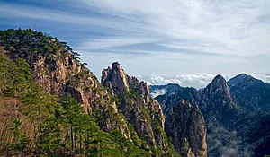 Huangshan: Walking Through China&rsquo;s Living Ink-Wash Painting